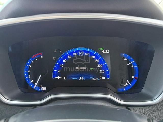 \2021/ Toyota COROLLA ALTIS 1.8 G 33k KM Full Serv - 3