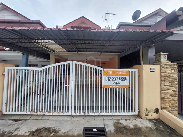 Double Storey Terrace House for Sale – Taman Oakland, Seremban 1