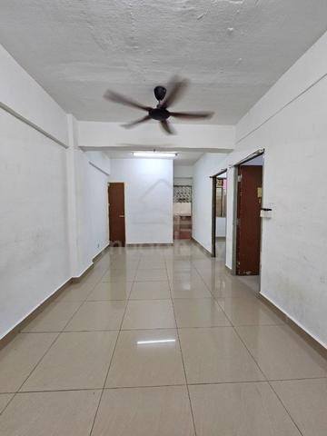 Flat Puchong Permai 1