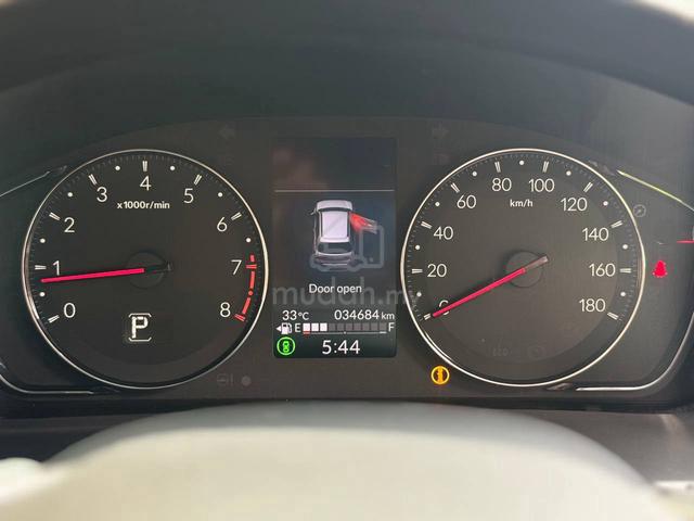 [2023] Honda WR-V 1.5 RS MY23 DG4 (A) LADIES OWNER - 4