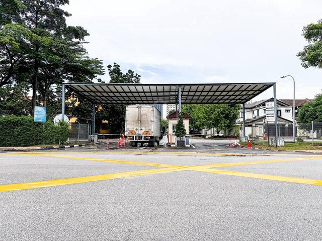 FREEHOLD Double Storey Taman Pinggiran USJ 1 Subang Jaya 1