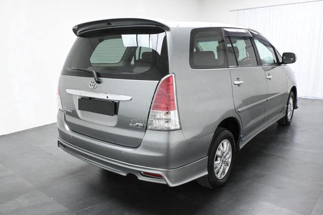 2010 Toyota INNOVA 2.0 G (A) LOW MILE 1-OWNER - 4