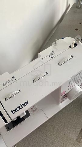 Brother LX27NT Domestic Sewing Machine – Pre-Loved - photo 4 of 6