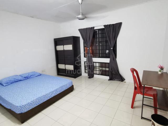 (FREE 1 MONTH) Walk MRT Mix Male Female Medium Room Vista Apartment 1