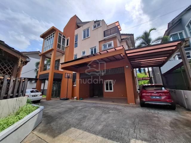 Taman Yarl Off Jln Klang Lama Kuala Lumpur 3 Story Bungalow 7r 7b Rent 1