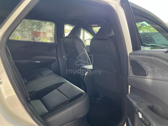2023 Lexus RX350 2.4 F SPORT (BLACK INterior) - 5