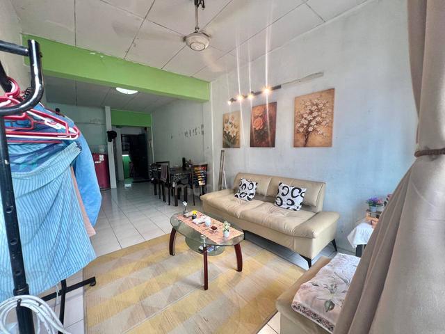 Park Avenue (Tampoi Indah) 1