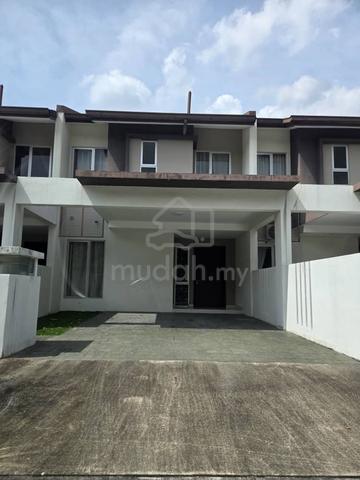 Arahsia Double Storey House For Sale(Tropicana Aman Bandar Rimbayu) 1