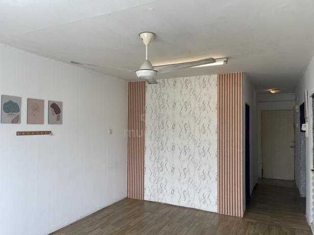 Kenanga Apartment (Taman Bunga Raya) 1