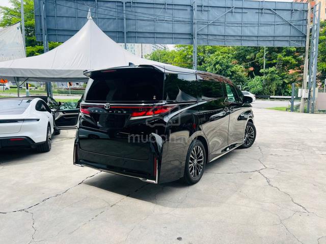 2024 Toyota VELLFIRE 2.4 Z PREMIER Turbo Black Int - 4