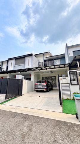 Ruby @ Crest Austin Double Storey Terrace House fully Furnished 1