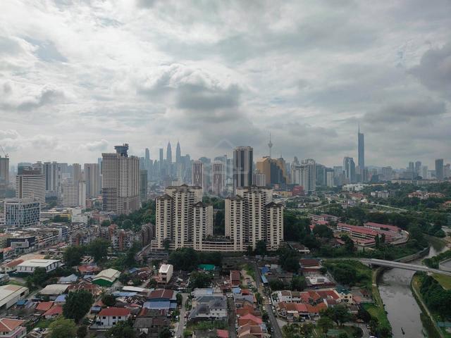 Residensi Max 1