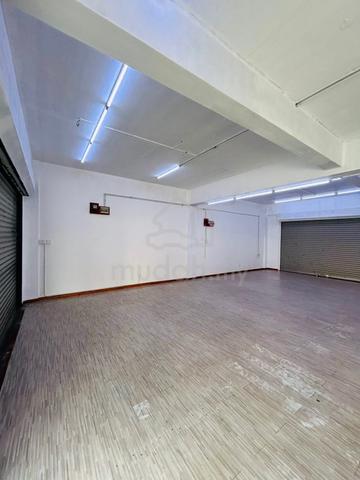 Shoplot FOR SALE 1