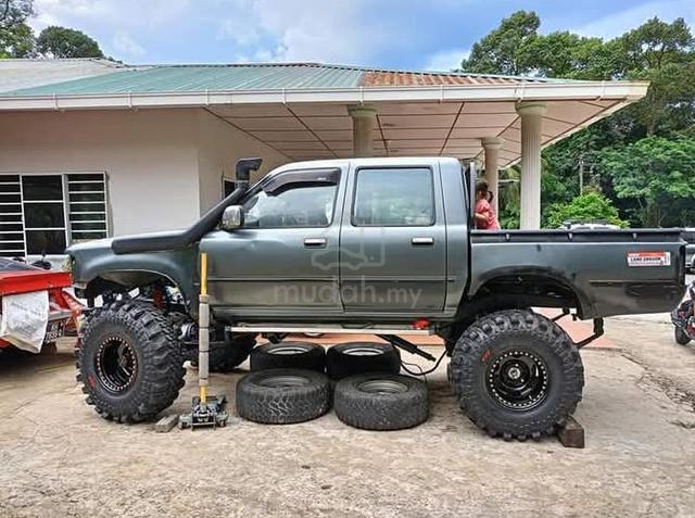 1995 Toyota HILUX LN 65 2.5 SINGLECAB 5 SPEED (M) - 2