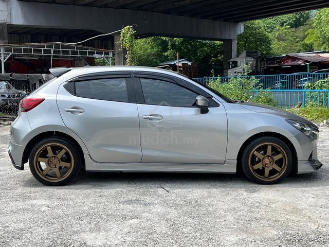 2015 Mazda 2 1.5 HB SKYACTIV (A)SPORT HATHBACK - 4