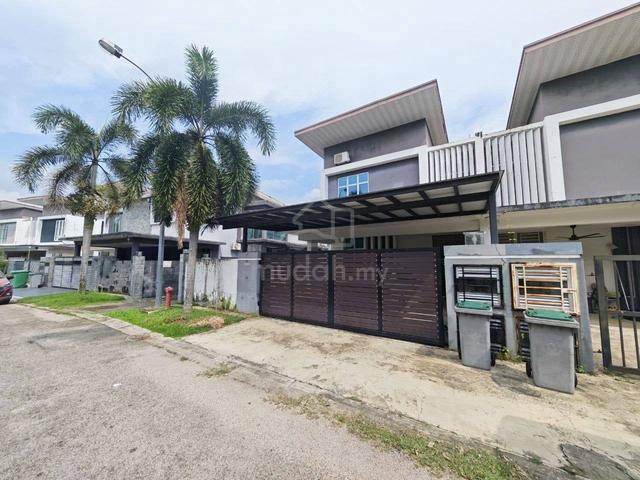 Taman Pulai Indah Skudai / Cluster with Land 2280Sqft / Open Non-Bumi 1