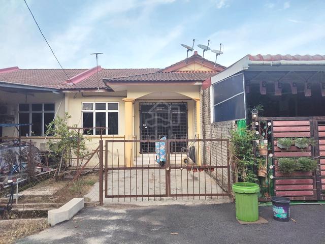 Rumah Taman Ayuni Batu-10 Tanah Merah 1