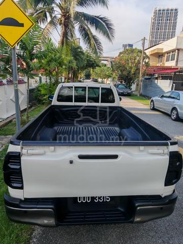 2019 Toyota HILUX 2.4 FACELIFT (M) - 3