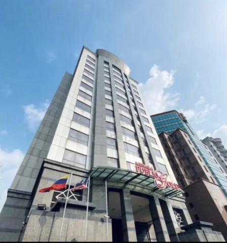 4 pax Private office in Menara Public Gold - TRX 1