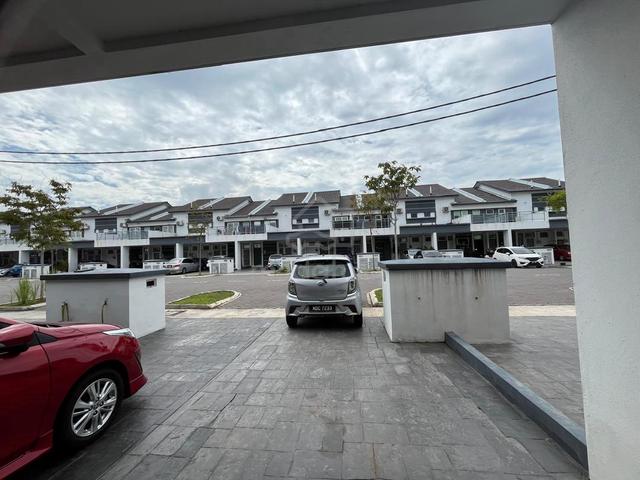 Berhampiran Putrajaya Townhouse di Cybersouth 1