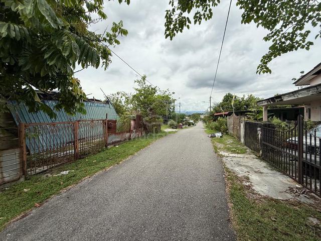 Lahat Timur Pengkalan Taman Lahat Sri Wang Bungalow Land Below MV Ipoh 4