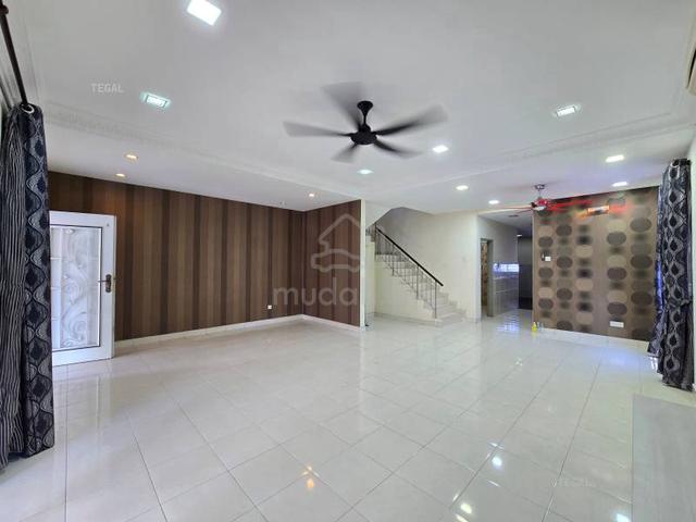 No Flood Full Extend Renovate Bandar Puteri 22x75 2 Sty Klang! Cassava 1