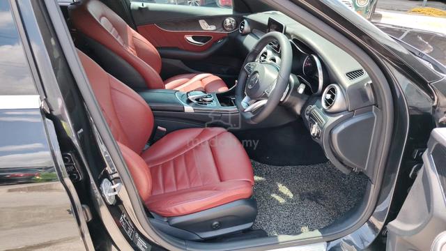 2017 Mercedes Benz C200 AMG LINE (CBU) 2.0 (A) - 4