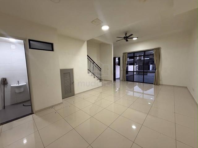Eco Summer jln ekoflora Double Storey Partial Furnish 4bedroom For ren 1