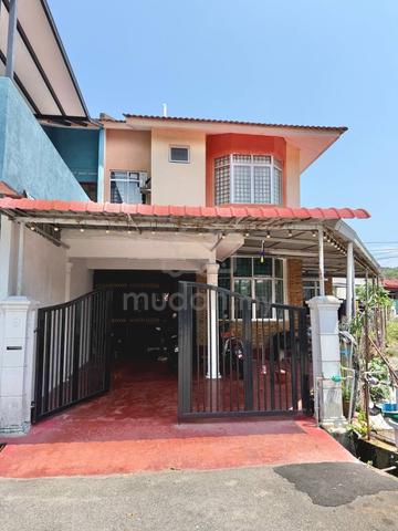 [RENOVATED - CORNER - FREEHOLD] Single Sty, Taman Desa Duyong, Melaka 1
