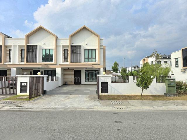 End Lot Melodia 2 Double Storey Alam Impian Seksyen 35 Shah Alam 1