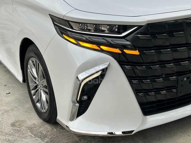 2025 Toyota ALPHARD 2.5 Z SUNROOF 4CAM 5A 8K KM - 5