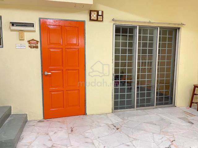 FOR SALE | 2-Storey Intermediate Terrace House @ Bandar Country Hom 1