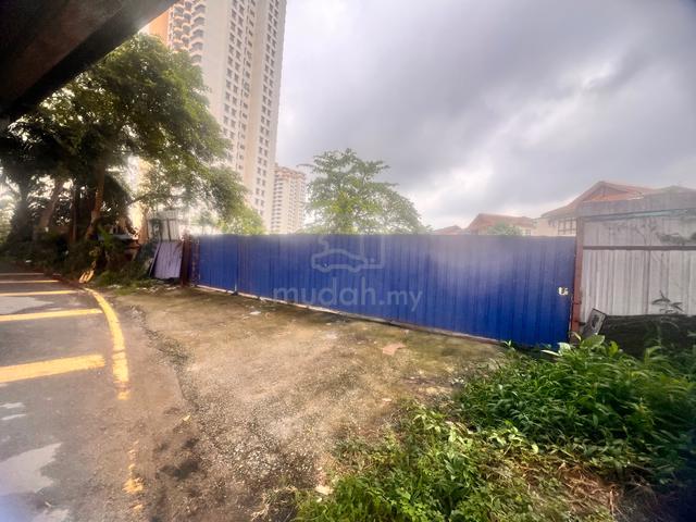 Sentul land for rent food Court 1