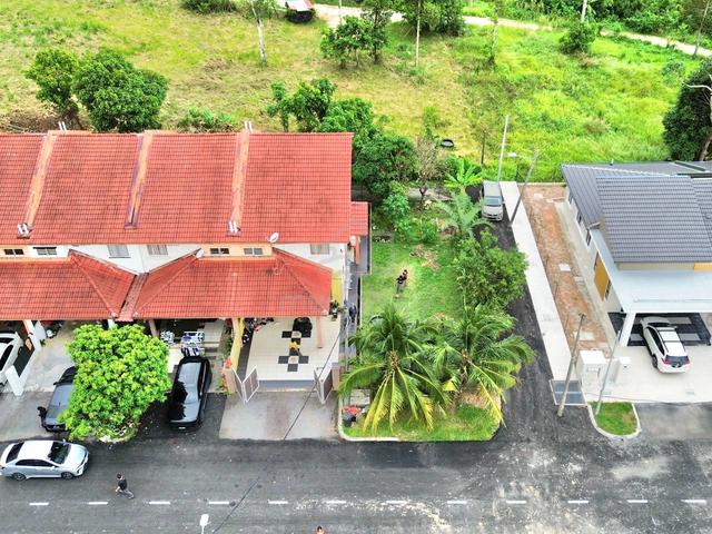 CORNER LOT 6 BILIK + TANAH LUAS + TMN IDAMAN MURNI SALAK Tinggi SEPANG 1