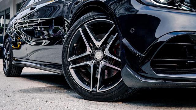 Mercedes Benz A250 2.0 CONVERT A45 AMG PSHIFT 2018 - 5