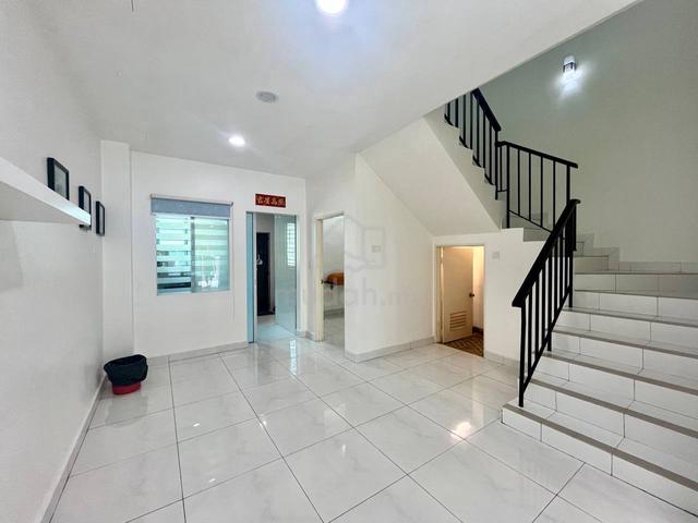 Jp Perdana near mount austin, 2 storey renovated, G&G, C.H.E.A.P. 1