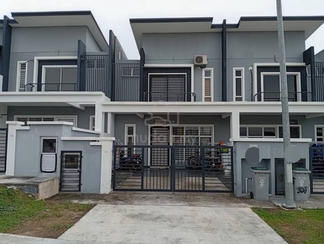 CHEAPEST 22x70 Double Storey Bandar Springhill PD Lukut Port Dickson 1