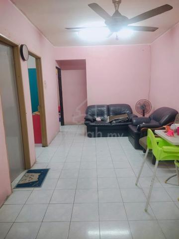 Pangsapuri Pendamar B 1