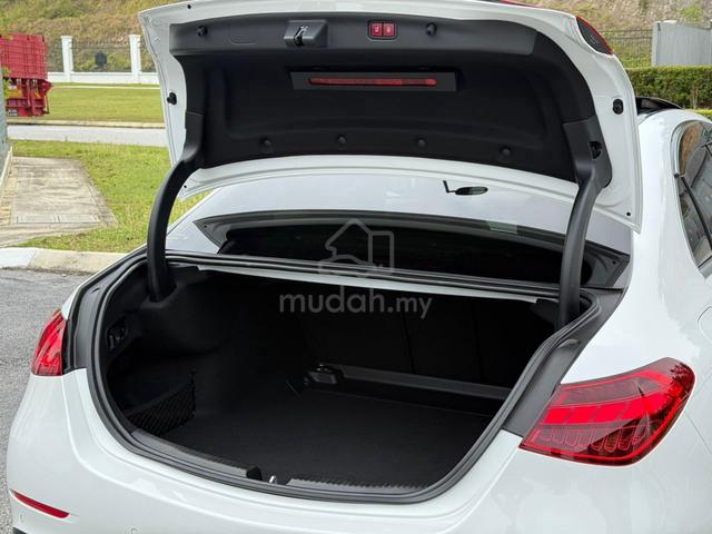 2022 Mercedes Benz C200 1.5 AVANTGARDE AMG LINE - 4