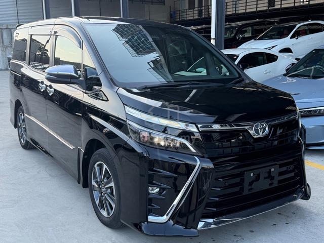 2021 Toyota VOXY 2.0 ZS KIRAMEKI III (Unreg) - 2