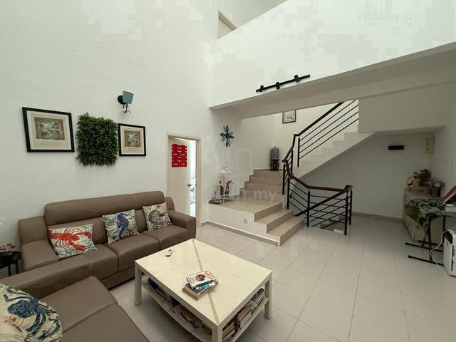 3 Storey Terrace House at Shamrock Beach Solok Pantai Batu Ferringhi 1