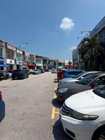 Klang Bandar Bukit Tinggi 2 Shop Lot for Rent nr LRT3 Station 1