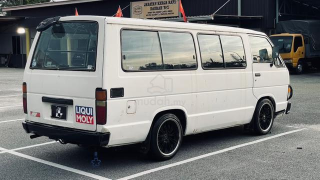 Toyota HIACE LH61 (M) - 2