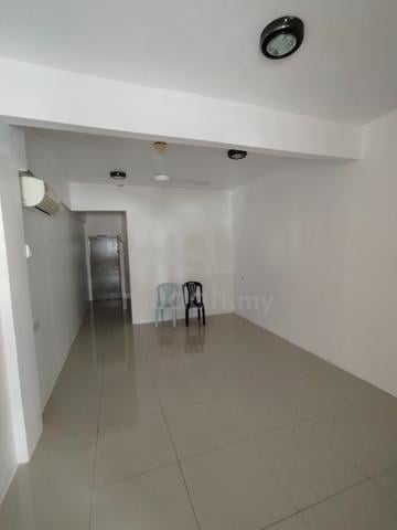 Kampus West City 4