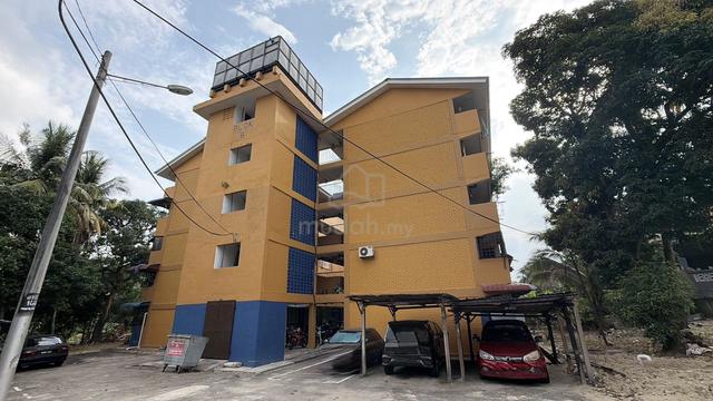 Rumah Pangsa Kulai 1
