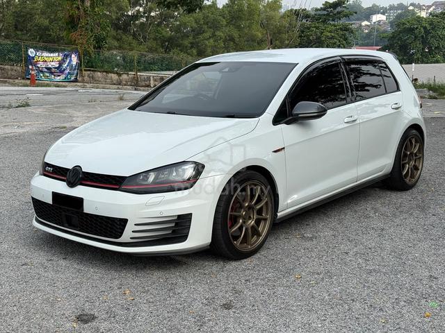 2015 Volkswagen GOLF 2.0 GTI TSI MK7 (A) - 3