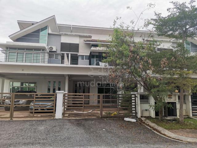 Modern Design 2 Storey Terrace House Seksyen 8 Bandar Baru Bangi 1