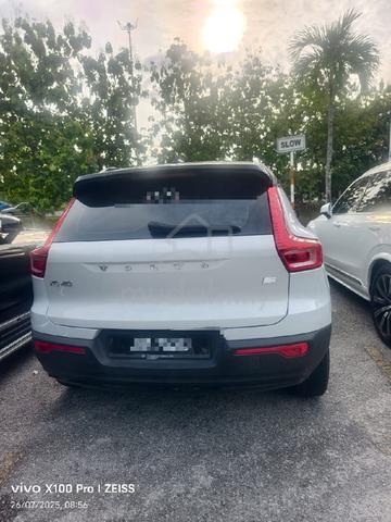 Volvo XC40 Hybrid - Save Petrol - Lady Owner  - 2