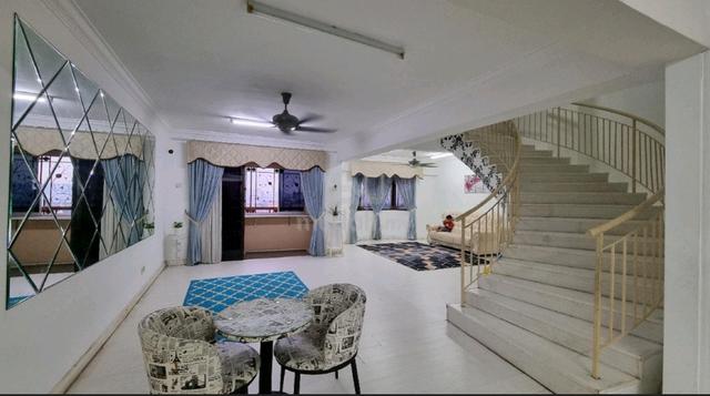 Cheaper Condominium Room Near LRT in Kuala Lumpur 1