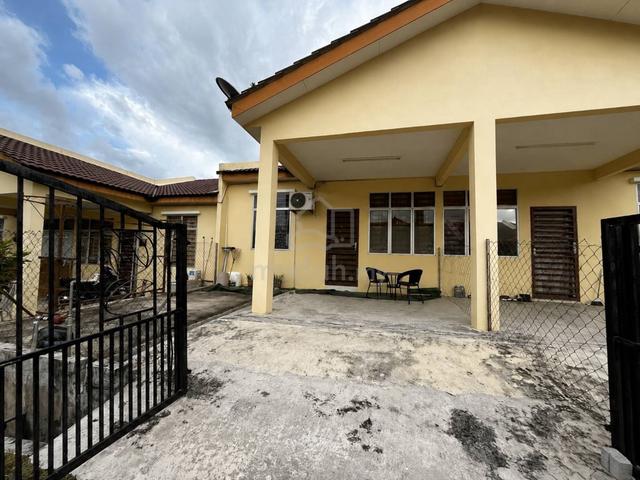 Lokasi strategik berdekatan kawasan kemudahan 1